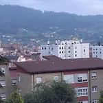 Con Cocina Abierta Y Vistas Verdes *